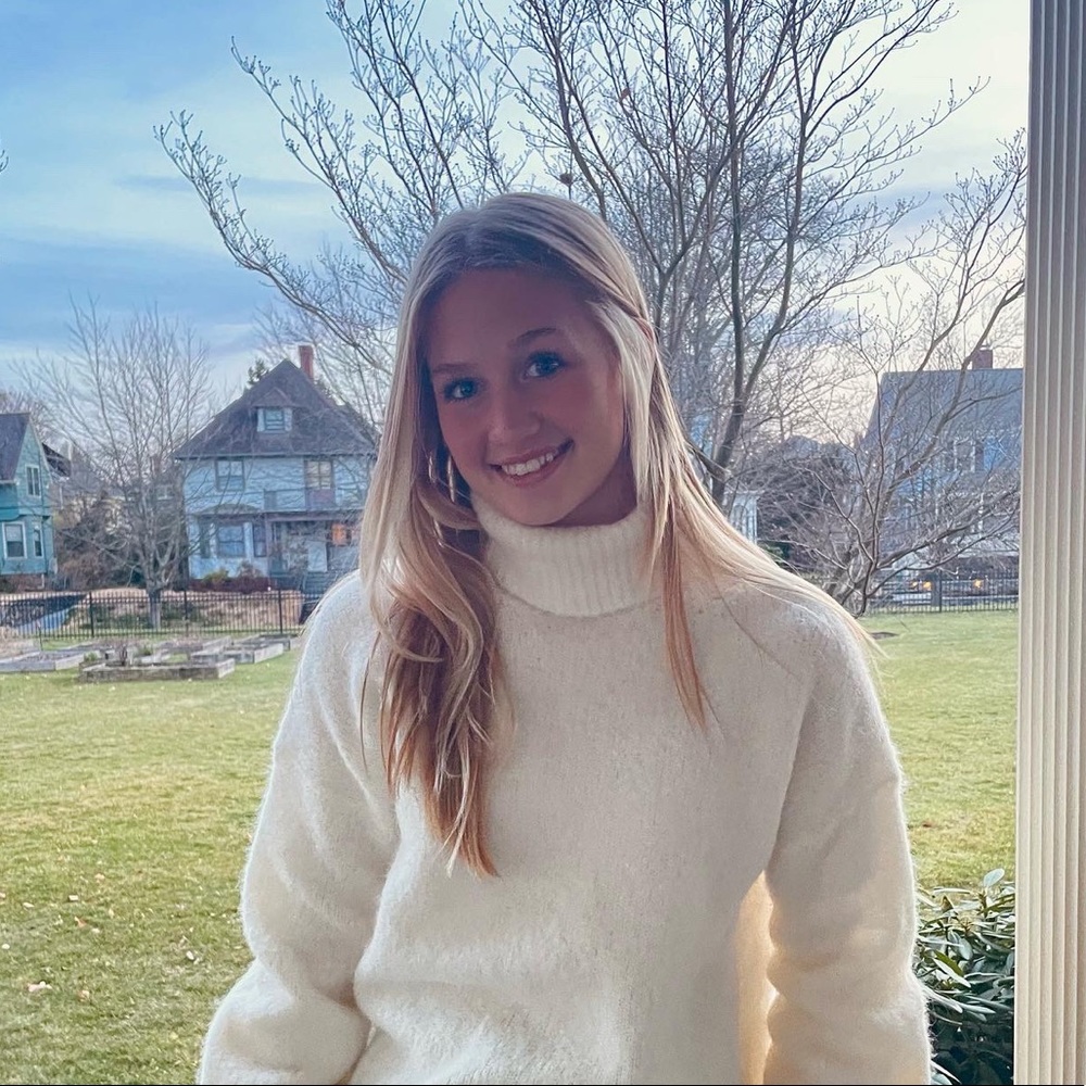 Meet your Posher, Sophia